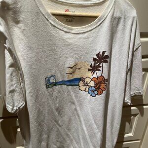 ST BARTS T SHIRT, XL NEW, WHITE,BLUE , HANES